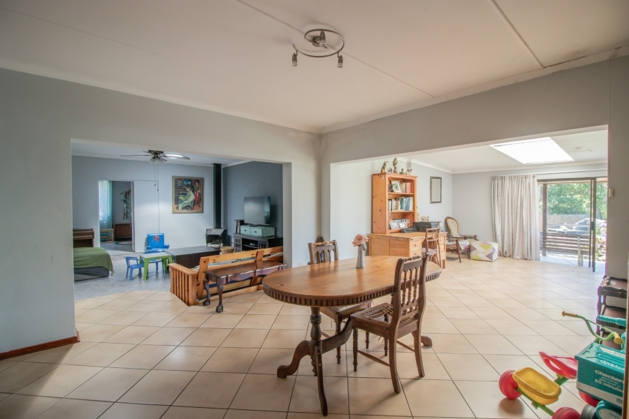 4 Bedroom Property for Sale in Sunrise On Sea Eastern Cape